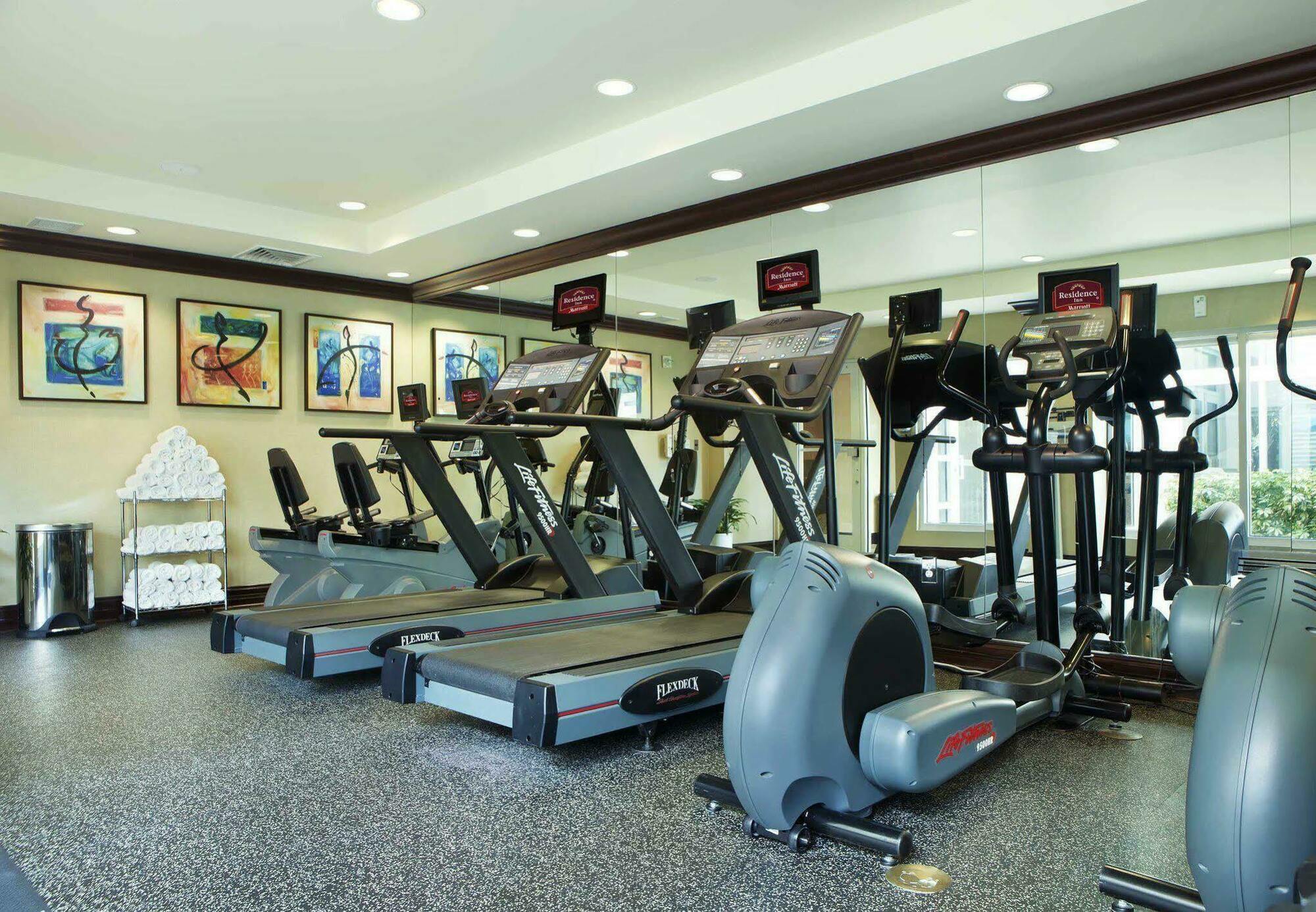 Hotel By Marriott Miami Mall 3*